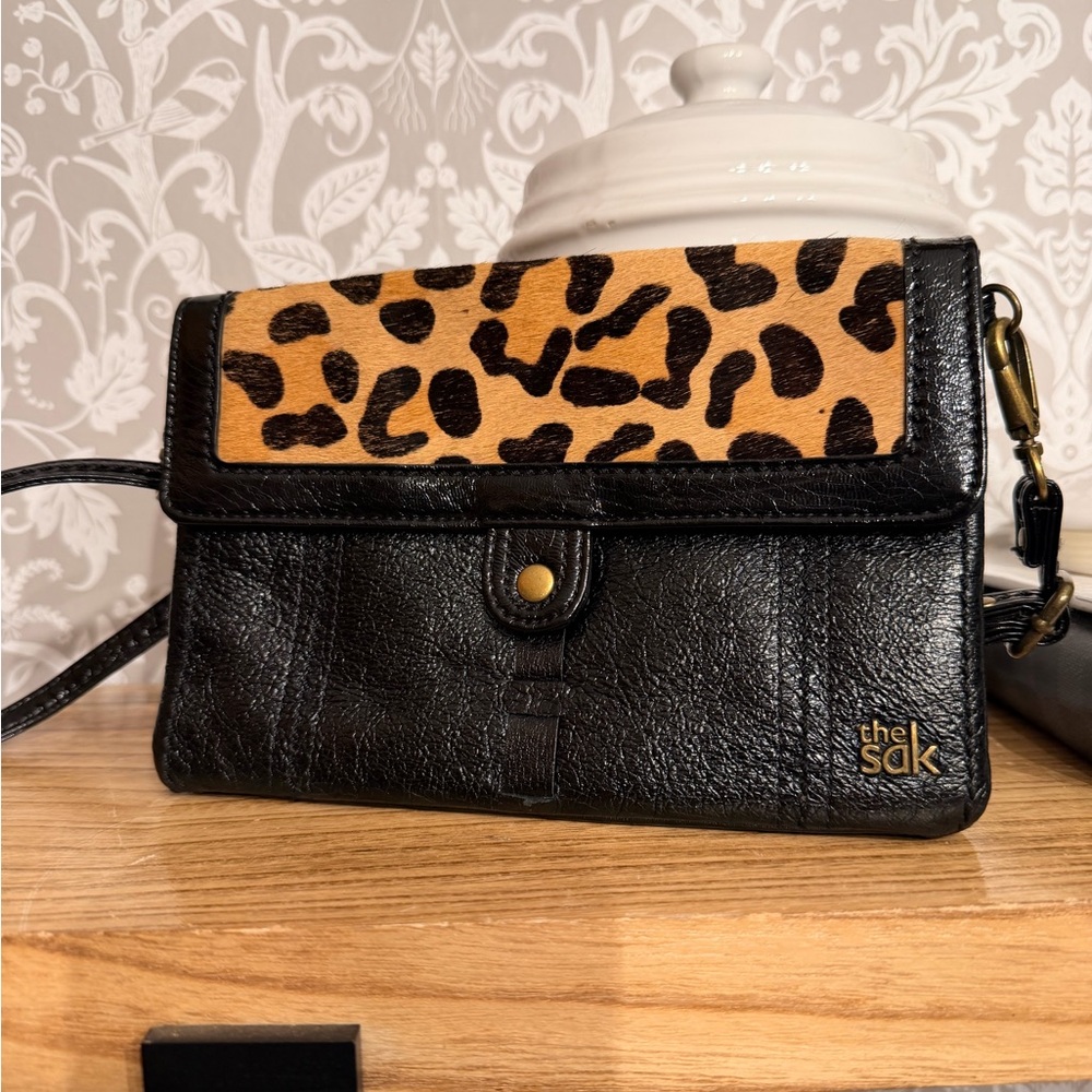 The Sak Black Patent Leather Shoulder Bag w/ Hair-calf Leopard Print Flap
